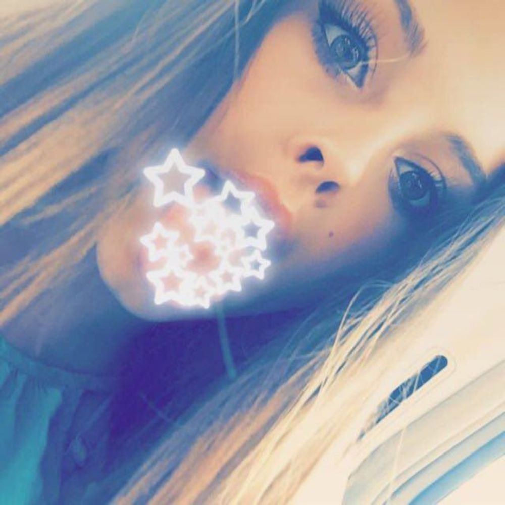 Meet your Posher, Natalia